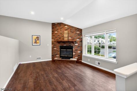 61 Freemont Court Franklin NJ 08873