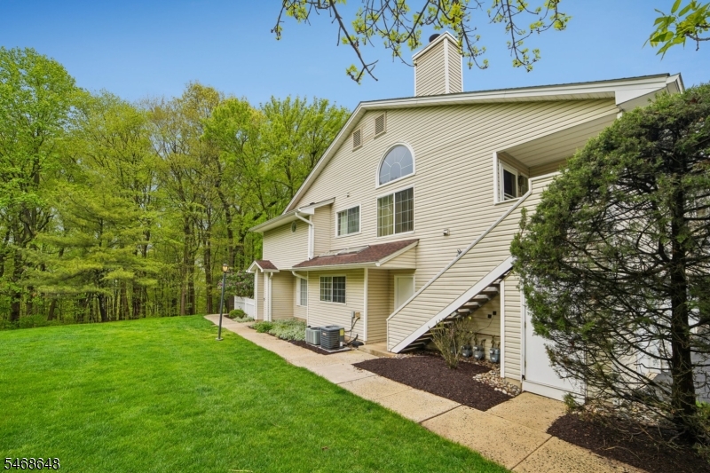 10 Quincy Court Bedminster NJ 07921