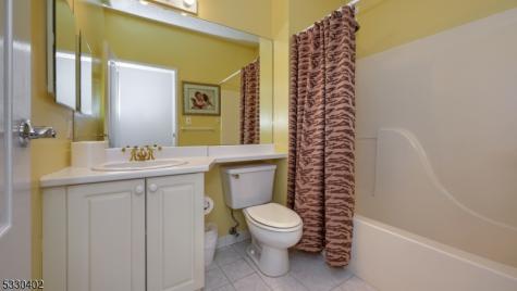 502 Brittany Drive Wayne NJ 07470