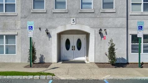502 Brittany Drive Wayne NJ 07470