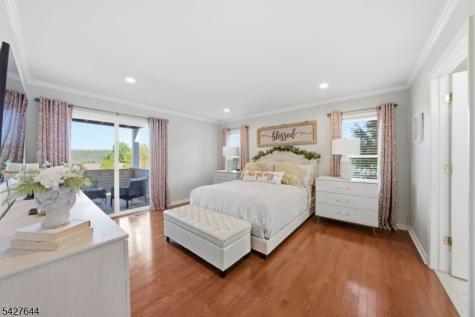 38 Bourne Circle Hardyston NJ 07419