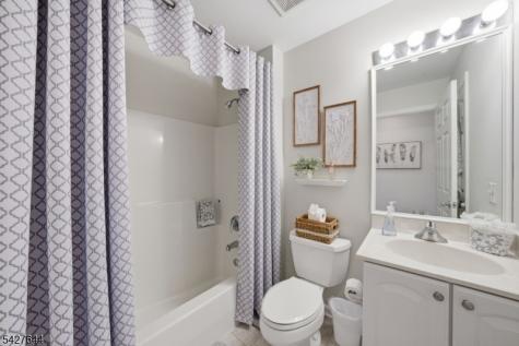 38 Bourne Circle Hardyston NJ 07419