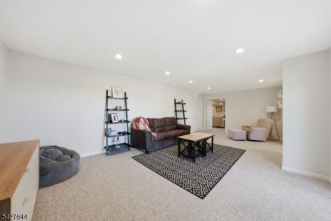 38 Bourne Circle Hardyston NJ 07419