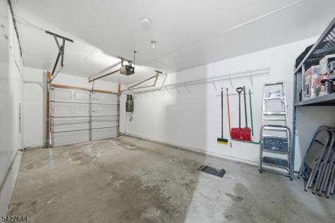 38 Bourne Circle Hardyston NJ 07419