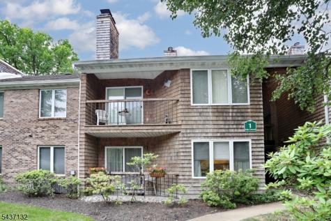 1 Tulip Crescent Little Falls NJ 07424