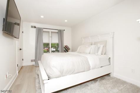 1 Tulip Crescent Little Falls NJ 07424