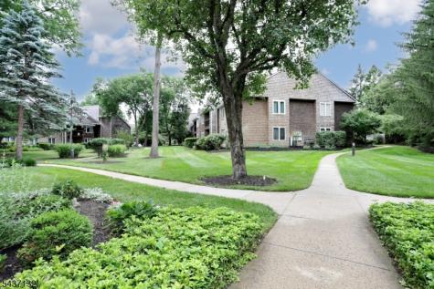 1 Tulip Crescent Little Falls NJ 07424
