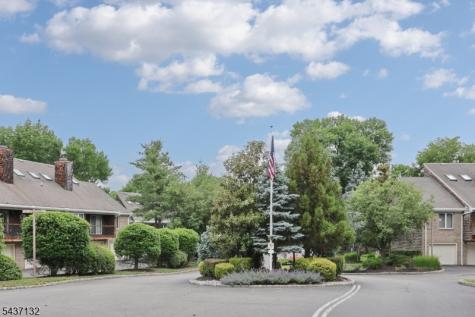 1 Tulip Crescent Little Falls NJ 07424