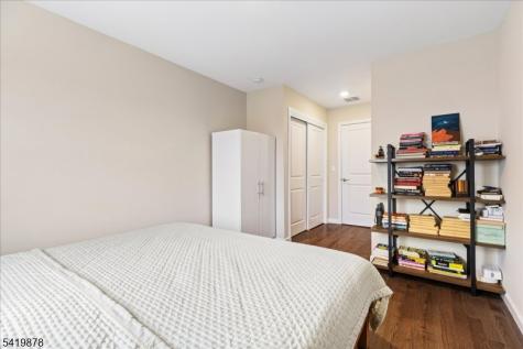 100 Valerie Drive Manville NJ 08835