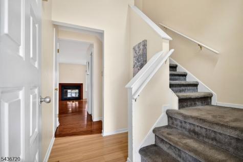 3 Whitehall Court Hillsborough NJ 08844