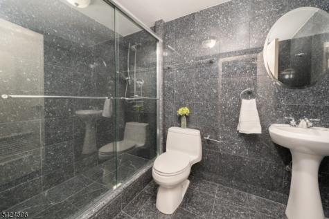20 Pine Valley Road Livingston NJ 07039