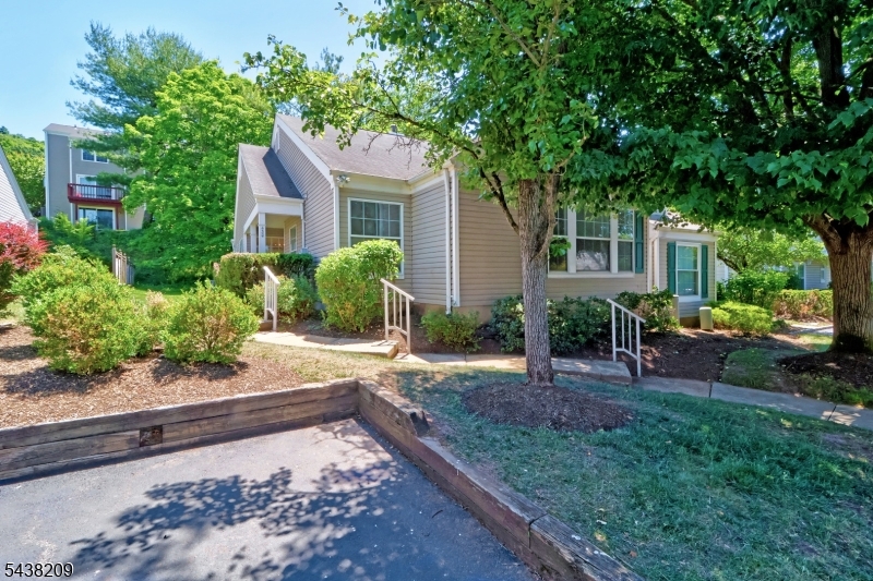 430 Cardinal Lane Bedminster NJ 07921
