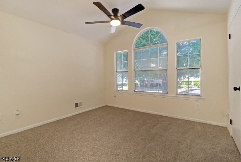 430 Cardinal Lane Bedminster NJ 07921