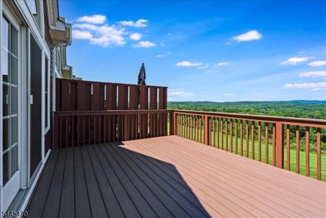 9 Rockhall Court Hardyston NJ 07419