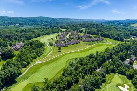 9 Rockhall Court Hardyston NJ 07419