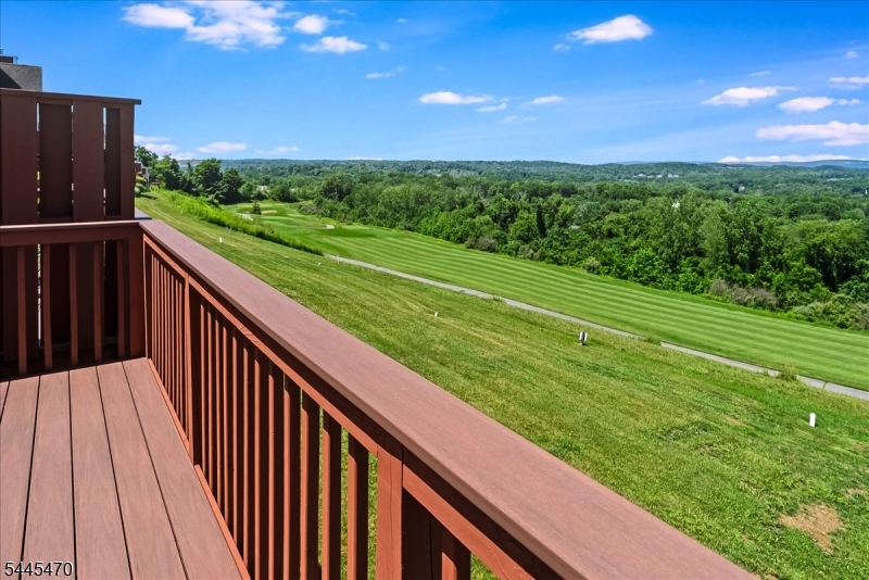 9 Rockhall Court Hardyston NJ 07419
