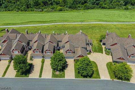 9 Rockhall Court Hardyston NJ 07419