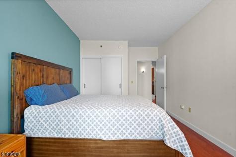 1 Shore Lane Jersey City NJ 07310