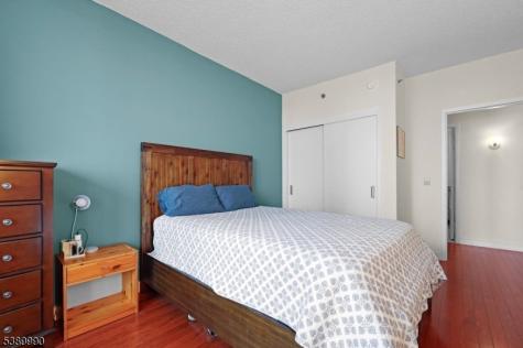 1 Shore Lane Jersey City NJ 07310