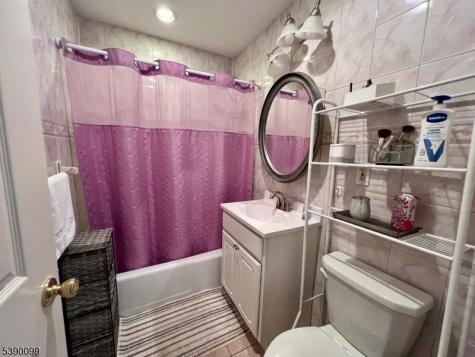 14 River Nutley NJ 07110