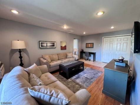 14 River Nutley NJ 07110