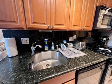 14 River Nutley NJ 07110