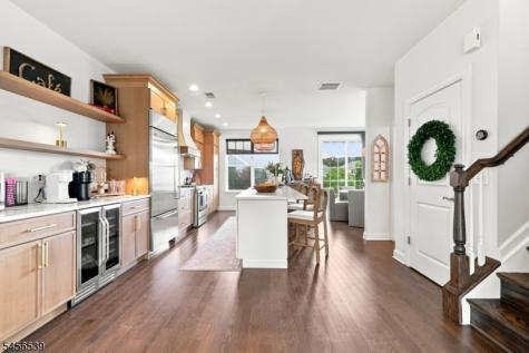 18 Blazingstar Way Allamuchy NJ 07840