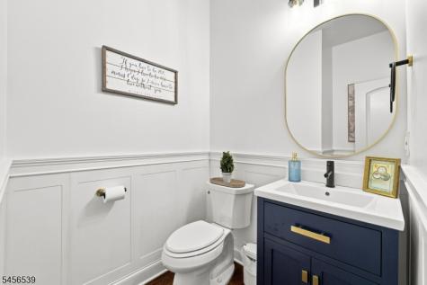 18 Blazingstar Way Allamuchy NJ 07840