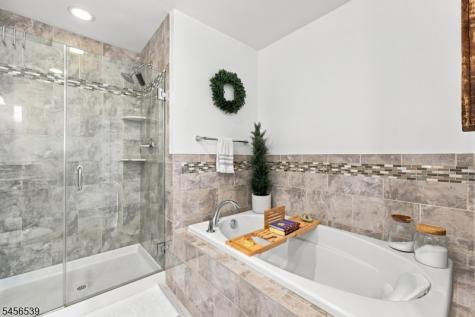 18 Blazingstar Way Allamuchy NJ 07840