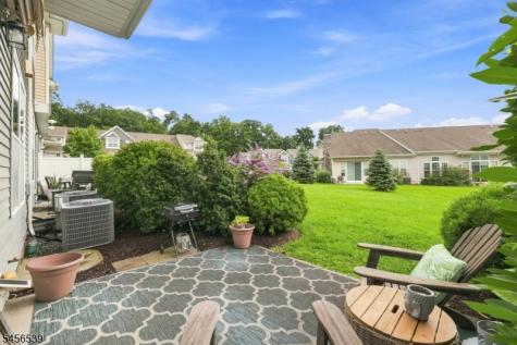18 Blazingstar Way Allamuchy NJ 07840
