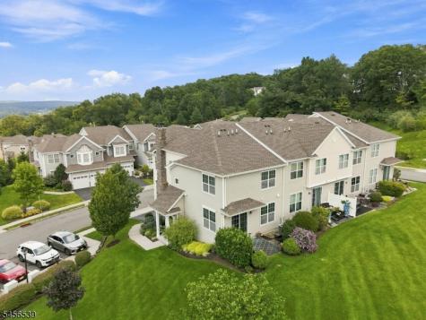 18 Blazingstar Way Allamuchy NJ 07840