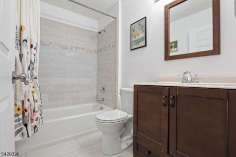 808 Breckenridge Drive Branchburg NJ 08876