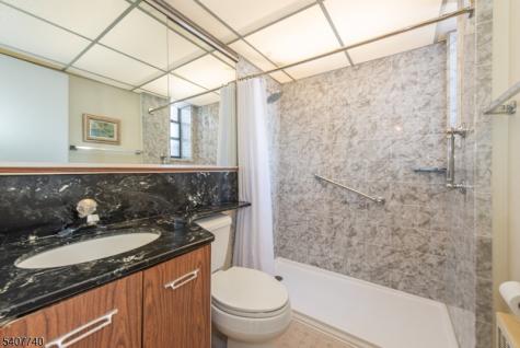 355 River Road Nutley NJ 07110