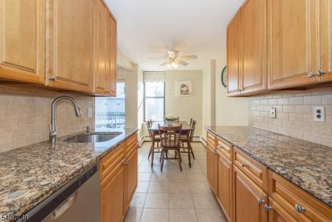 355 River Road Nutley NJ 07110