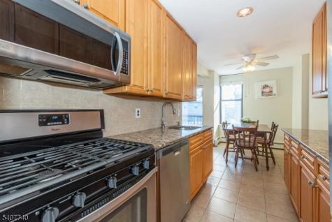 355 River Road Nutley NJ 07110