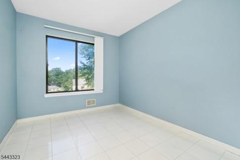 569 Dell Place Stanhope NJ 07874