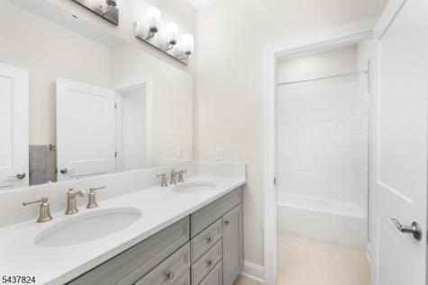 3 Hillandale Drive Mendham NJ 07931