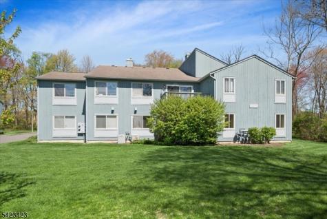 73 Drake Lane Roxbury NJ 07852