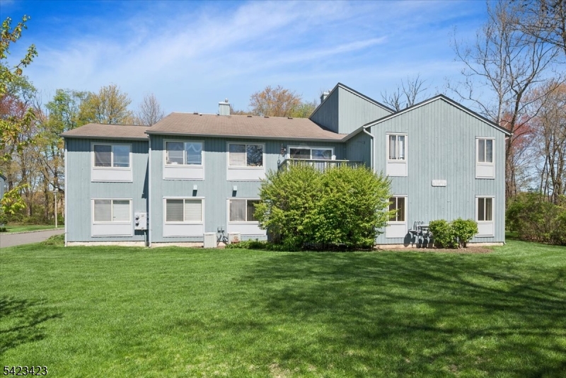 73 Drake Lane Roxbury NJ 07852