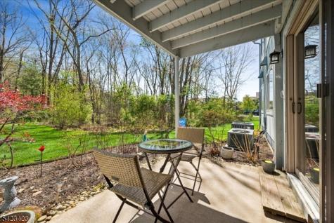 73 Drake Lane Roxbury NJ 07852