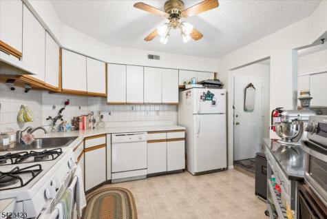 73 Drake Lane Roxbury NJ 07852