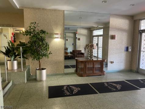 276 Prospect St, Unit 4f East Orange NJ 07017