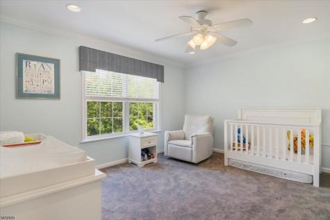 11 Queens Lane Wayne NJ 07470