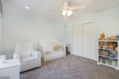 11 Queens Lane Wayne NJ 07470