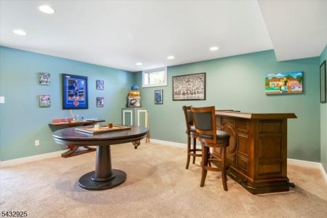11 Queens Lane Wayne NJ 07470
