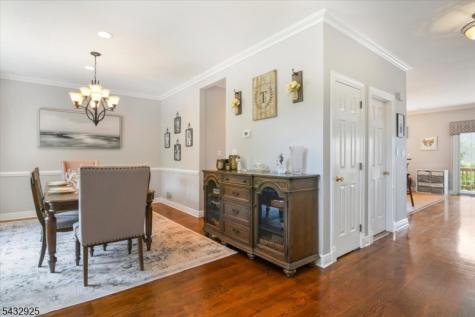 11 Queens Lane Wayne NJ 07470
