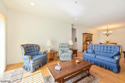 1305 Gatherings Drive Haledon NJ 07508
