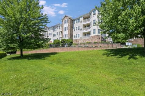 1305 Gatherings Drive Haledon NJ 07508