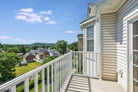 1305 Gatherings Drive Haledon NJ 07508
