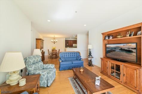 1305 Gatherings Drive Haledon NJ 07508